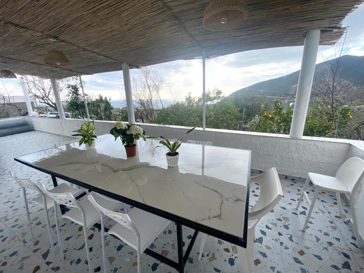 Maison Bellevue - 2 Bdrm Villa In Borsh Beach מראה חיצוני תמונה