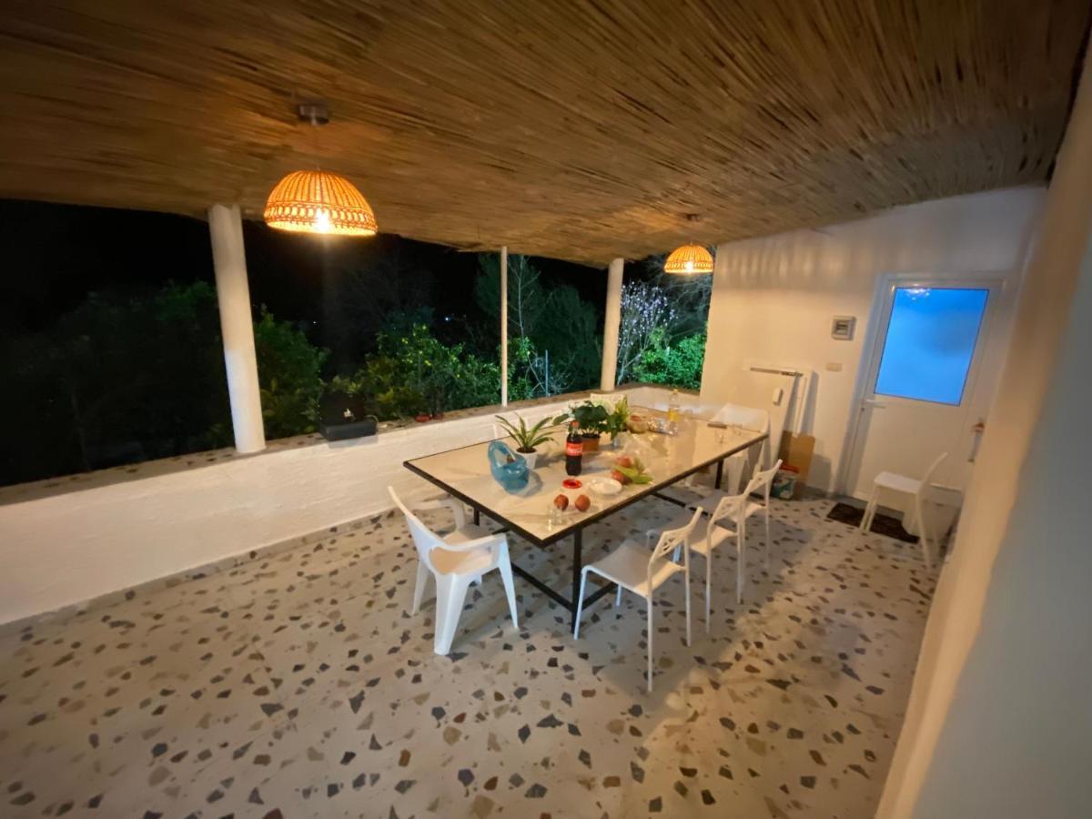 Maison Bellevue - 2 Bdrm Villa In Borsh Beach מראה חיצוני תמונה