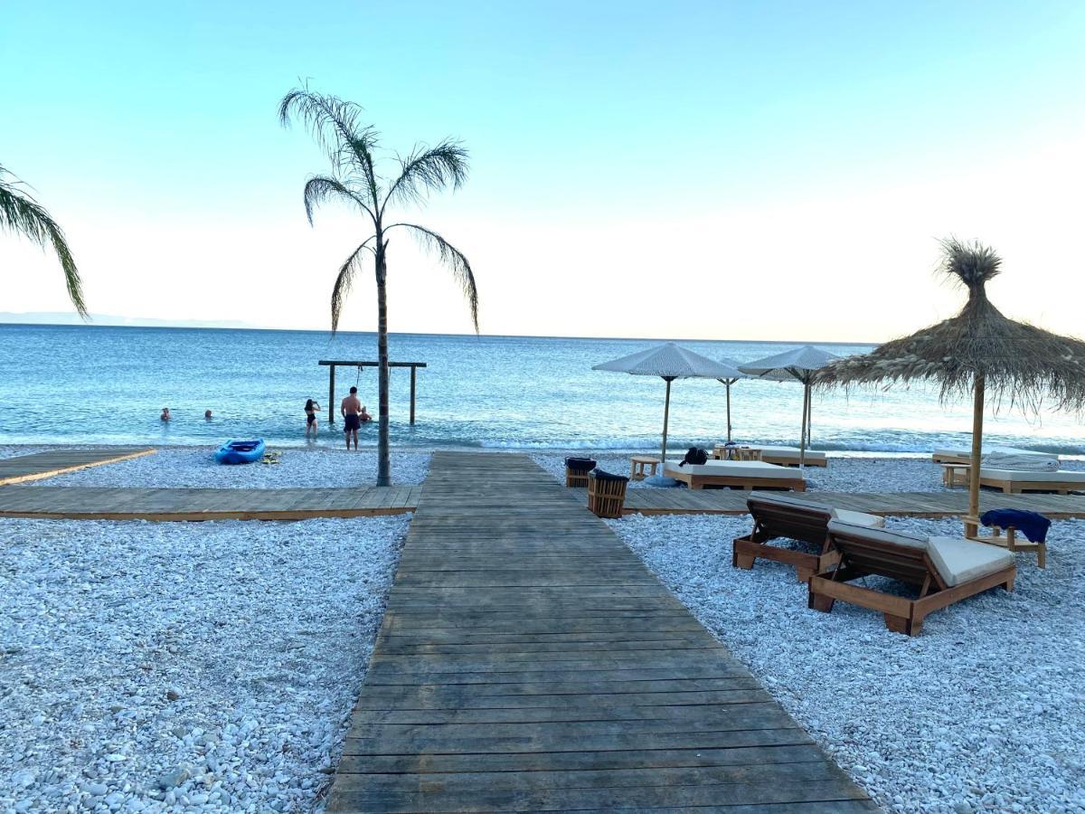 Maison Bellevue - 2 Bdrm Villa In Borsh Beach מראה חיצוני תמונה